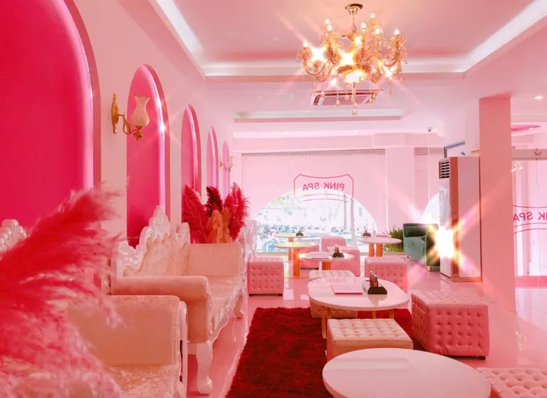 Pink Spa - Photo 1
