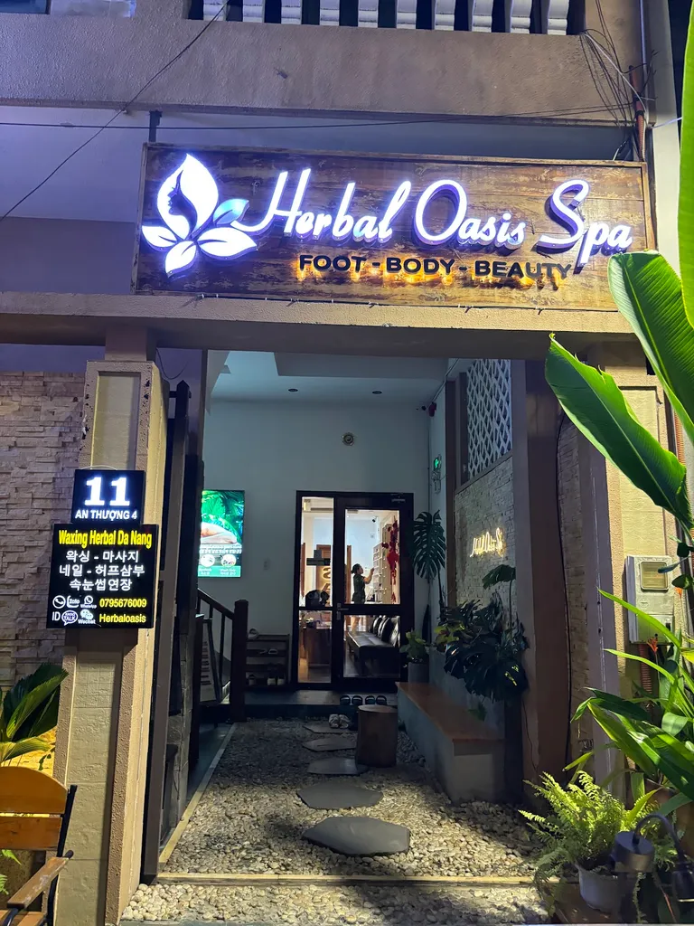 Herbal Oasis Spa ( Massage - Hair wash - Nails - Waxing - Eyelashes ) - Photo 1