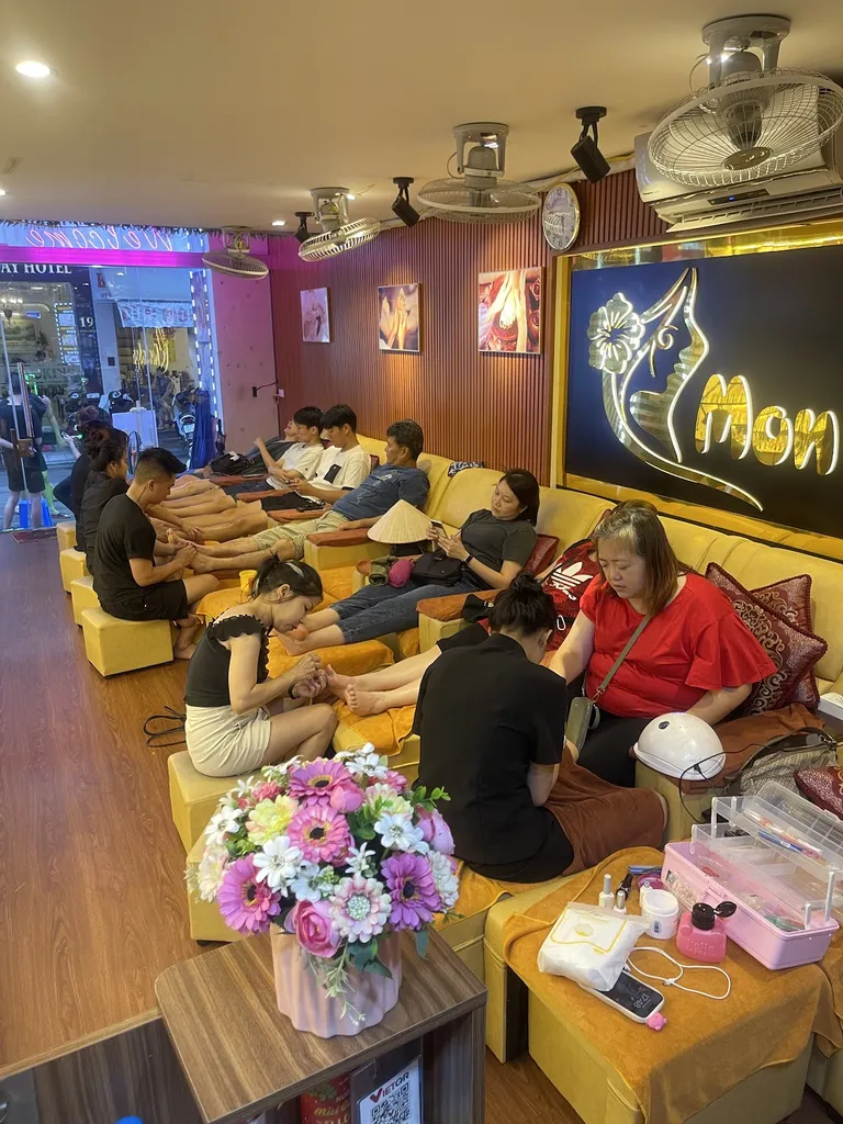 Mon Spa- Nourishing Shampoo & Massage - Photo 1