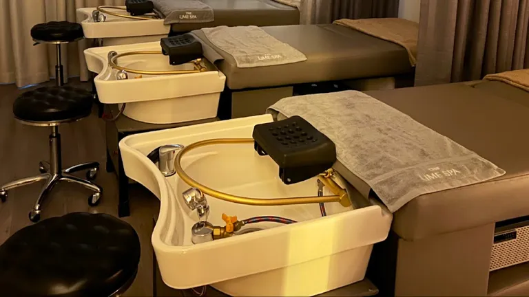 The Lime Spa 49 - Photo 1