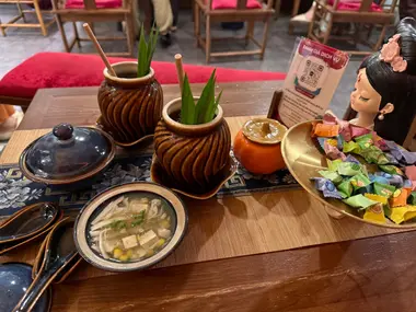 MASSAGE CỔ PHONG - Spa in Unknown District