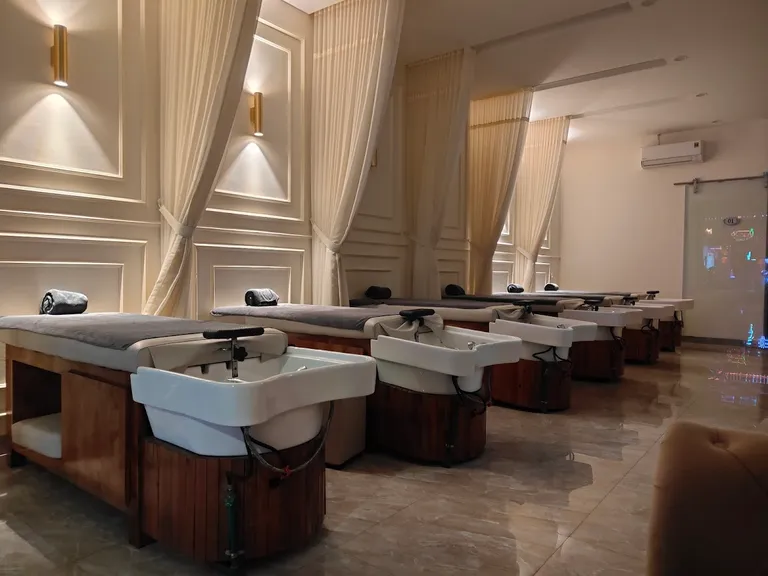 Chillax Spa - Photo 1